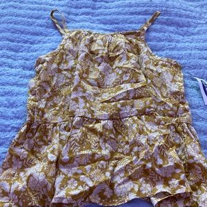 Cute floral yellow girls top!